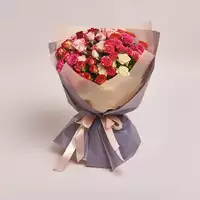 Bouquet of 11 Roses Spray Mix 