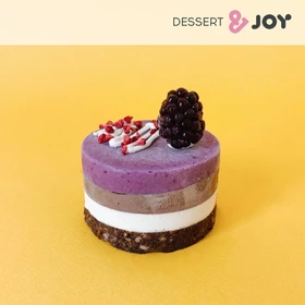Десерт Смородина-ваніль-шоколад &JOY