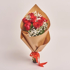 Bouquet of 9 Red Roses Grand Prix and Gypsophila