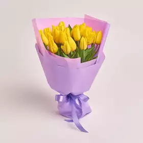 Bouquet of 25 Yellow tulips