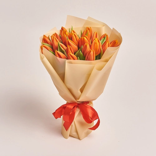 Product image Bouquet of 25 Orange tulips, packaging: Peach, vendor code: 2262
