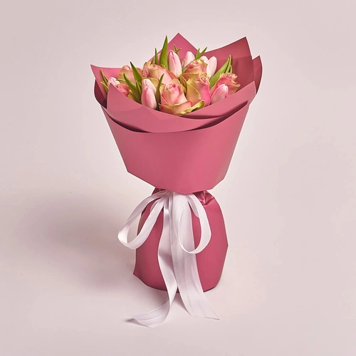 Product image Bouquet Cream Roses and Tulips , packaging: Coral, vendor code: 2383