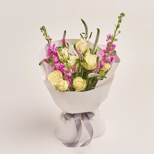 Product image Bouquet 640, packaging: White, vendor code: 2348