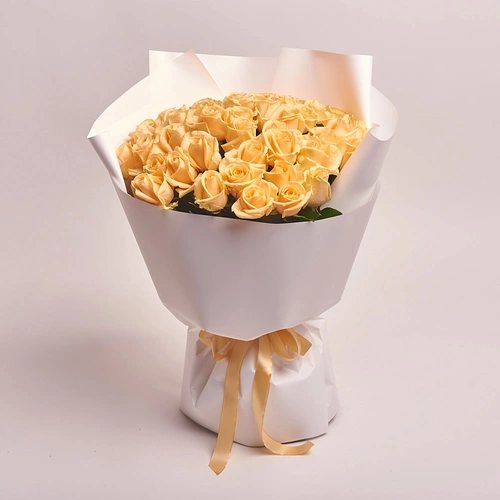 Product image Bouquet 51 Peach rose, packaging: White, vendor code: 2294