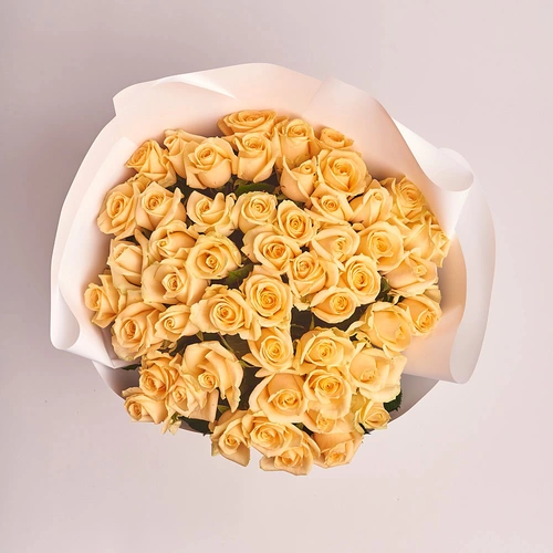 Product image Bouquet 51 Peach rose, packaging: White, vendor code: 2294