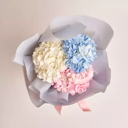 Product image Bouquet of 3 Hydrangeas Mix, packaging: Gray, vendor code: 2471