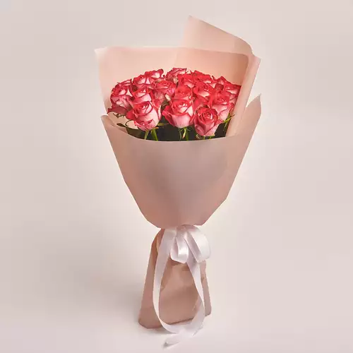 Product image Bouquet of 19 Roses All Star, packaging: Powder, vendor code: 2394