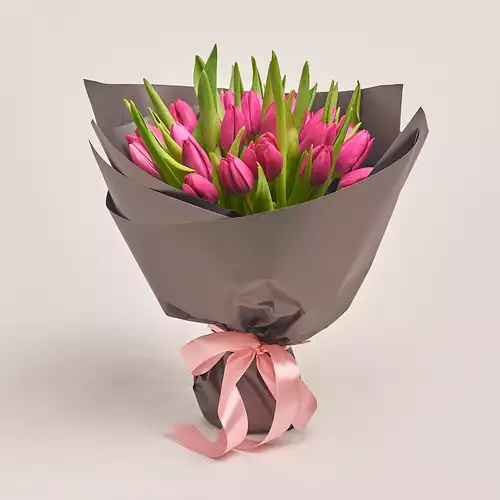 Product image Bouquet of 25 Hot pink Tulips, packaging: 
Graphite, vendor code: 2364