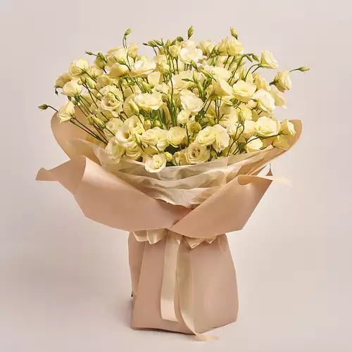 Product image Bouquet of 25 Cream Eustomas, packaging: Tissue paper cream, vendor code: 2557