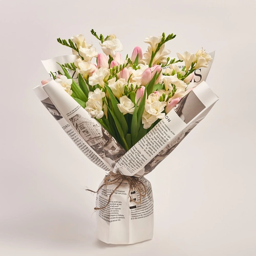 Product image Bouquet 710, packaging: Newspaper, SKU: 2604