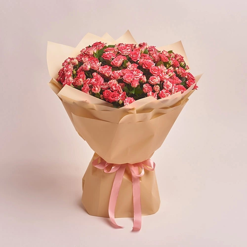 Product image Bouquet of 25 Spray roses Fireworks, packaging: Peach, vendor code: 2605