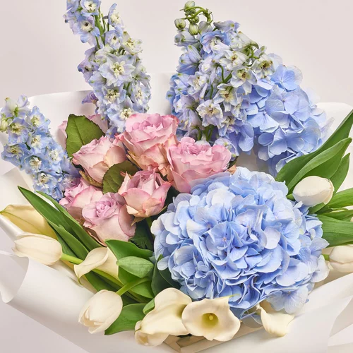 Product image Bouquet 715, packaging: White, vendor code: 2617