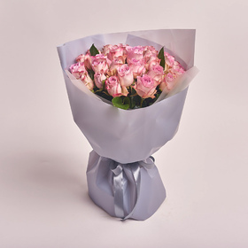 Bouquet of 25 Roses Memory Lane