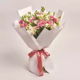 Bouquet of 15 White and Pink Eustoma Mix