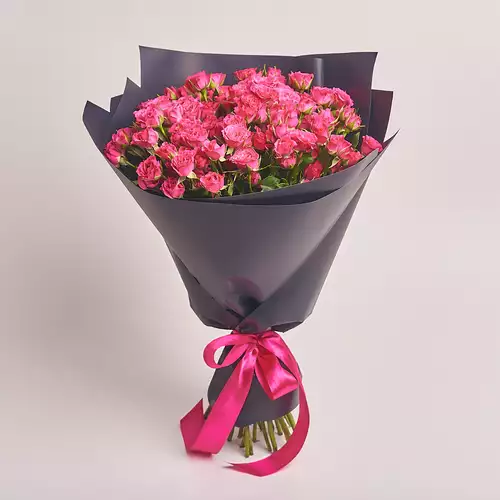 Product image Bouquet of 25 Hot pink Spray roses, packaging: 
Graphite, vendor code: 2706