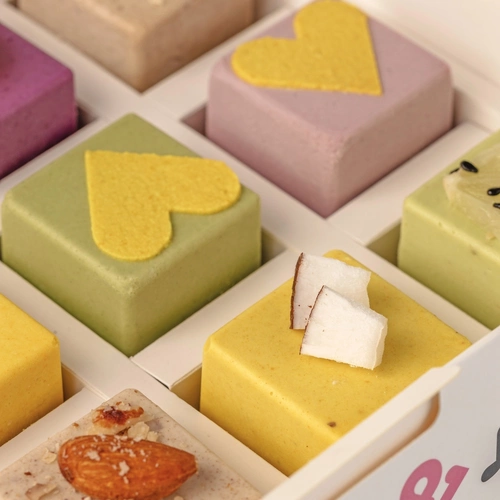 Product image Mini desserts Assorted & JOY, vendor code: 2722