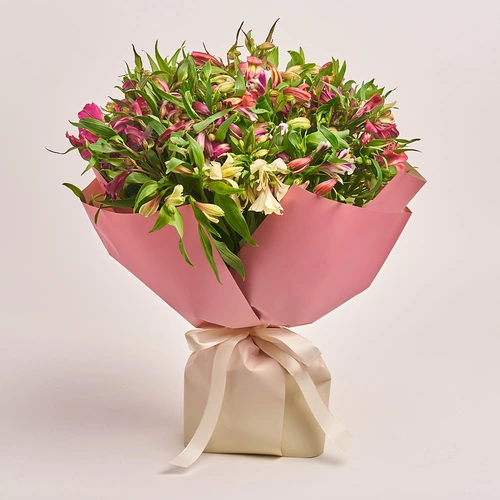 Product image Bouquet 35 Alstroemeria Mix, packaging: Gradiens pink, vendor code: 2746