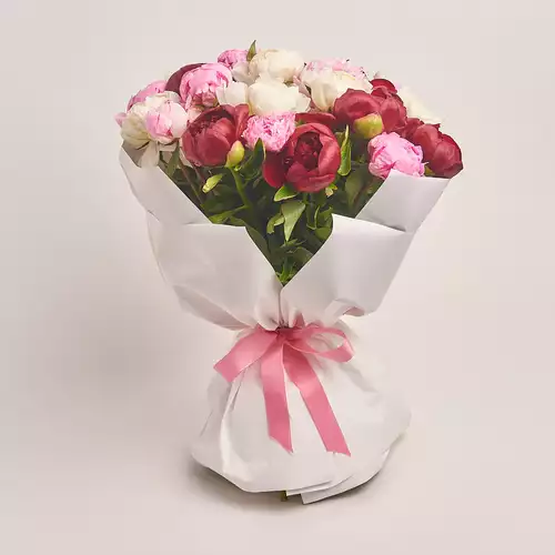 Product image Bouquet of 25 Peonies Mix, packaging: White, vendor code: 2754