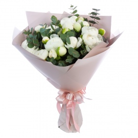 Bouquet of 25 White Peonies 