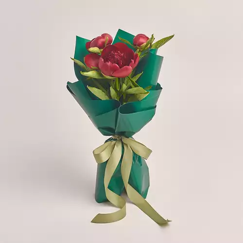 Product image Bouquet of 3 Red Peonies, packaging: Green, vendor code: 2787