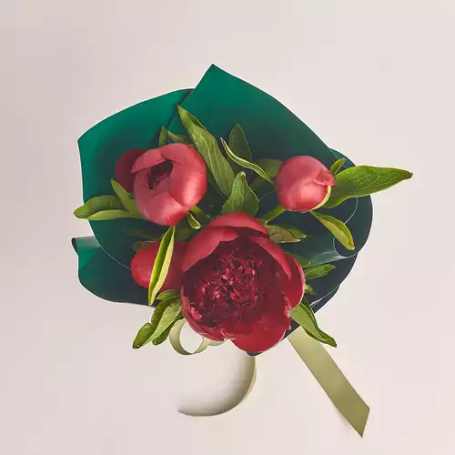 Product image Bouquet of 3 Red Peonies, packaging: Green, vendor code: 2787