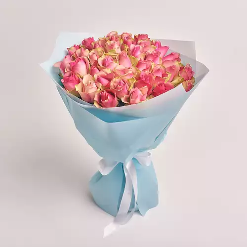 Product image Bouquet of 35 Roses Bellevue, packaging: Blue, vendor code: 2865