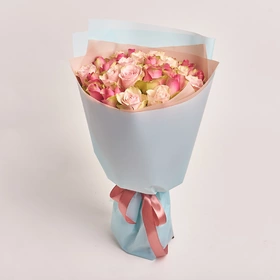 Bouquet of 25 Roses Bellevue and Pink Athena mix