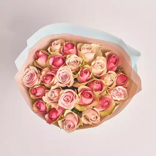Product image Bouquet of 25 Roses Bellevue and Pink Athena mix, packaging: Blue, vendor code: 2866