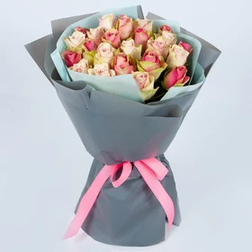 Bouquet of 25 Roses Bellevue and Pink Athena mix 
