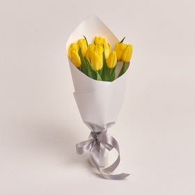 Bouquet of 11 Yellow Tulips