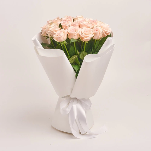 Зображення товару Букет 25 Світло-рожевих Троянд, пакування: Біла, артикул: 2926