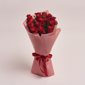 Букет 15 Красных роз Родос