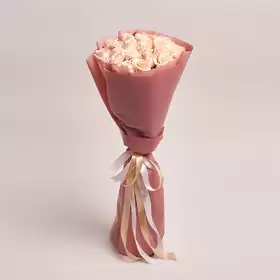 Bouquet of 25 Cream roses