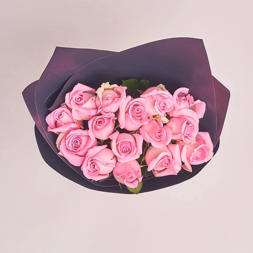 Product image Bouquet of 15 Pink Roses, packaging: 
Graphite, vendor code: 2962