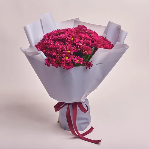 Product image Bouquet of 15 Hot pink Chrysanthemums, packaging: Gray, vendor code: 2968