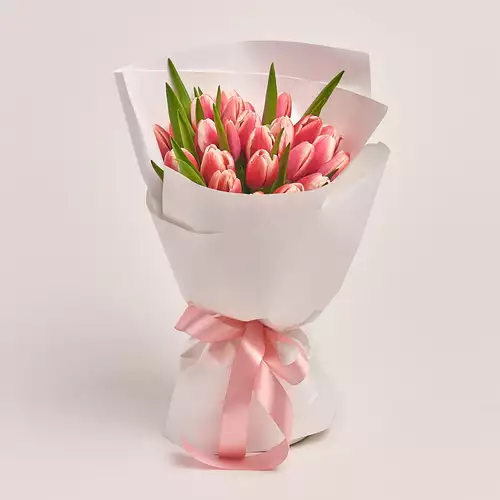 Product image Bouquet of 25 Rose-white tulips, packaging: White, vendor code: 3010