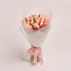 Букет 35 Рожево-білих тюльпанів