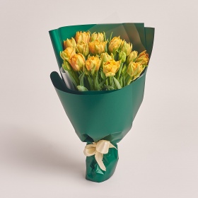 Букет 15 Помаранчевих піоновидних тюльпанів