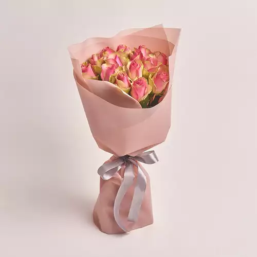 Product image Bouquet of 15 Roses Bellevue, packaging: Powder, vendor code: 3071