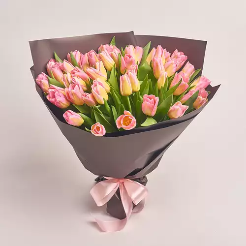 Product image Bouquet 51 Yellow-Pink Tulips, packaging: 
Graphite, vendor code: 3078