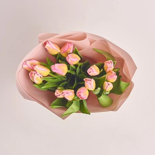Product image Bouquet 15 Yellow-Pink Tulips, packaging: Powder, vendor code: 3080