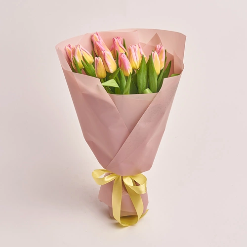 Product image Bouquet 15 Yellow-Pink Tulips, packaging: Powder, vendor code: 3080