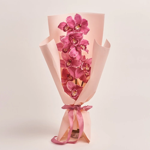 Product image Bouquet of 1 Pink Cymbidium, packaging: Kafin rose, vendor code: 3087