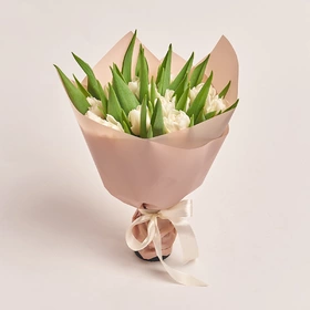 Букет 15 Білих піоновидних тюльпанів