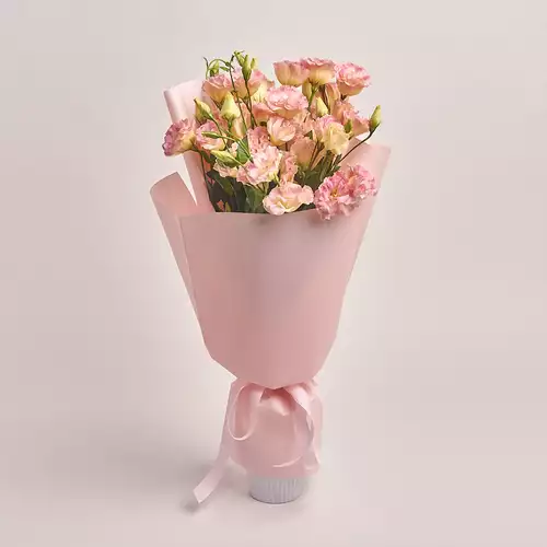 Product image Bouquet of 11 Eustomas Champagne, packaging: Composite light pink, vendor code: 3141