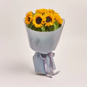 Bouquet of 9 Sunflowers
