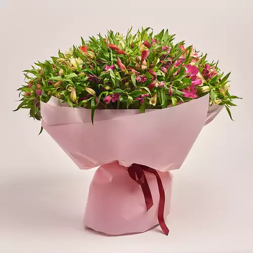 Изображение товара Букет 101 Альстромерия Микс, упаковка: Розовая, артикул: 3161