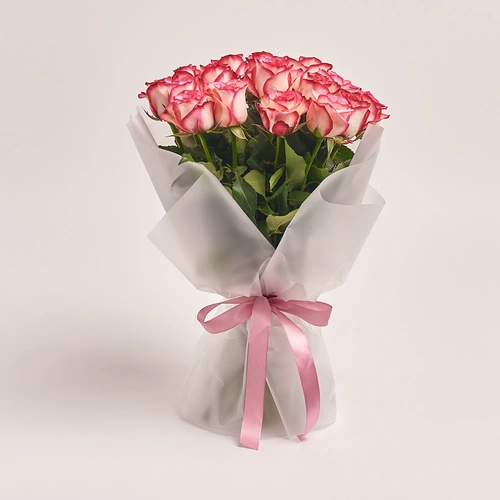 Product image Bouquet of 19 Roses Paloma, packaging: Transparent, vendor code: 3169