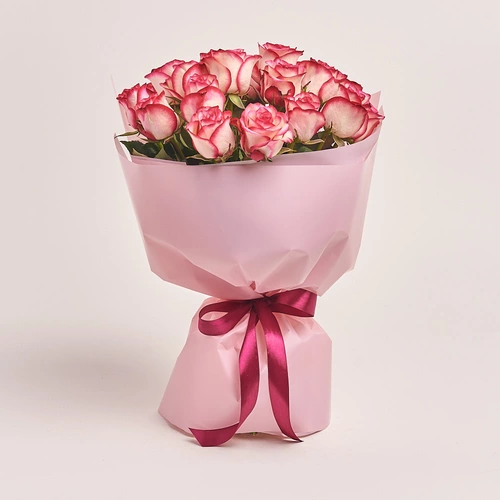 Product image Bouquet of 25 Roses Paloma, packaging: Pink, vendor code: 3170