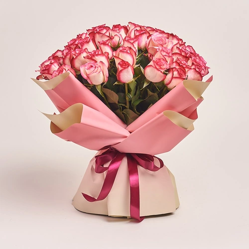 Product image Bouquet of 51 Roses Paloma, packaging: Gradiens pink, vendor code: 3171